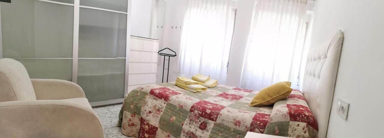 A Cinco Minutos De Todo Apartment Овиедо Екстериор снимка