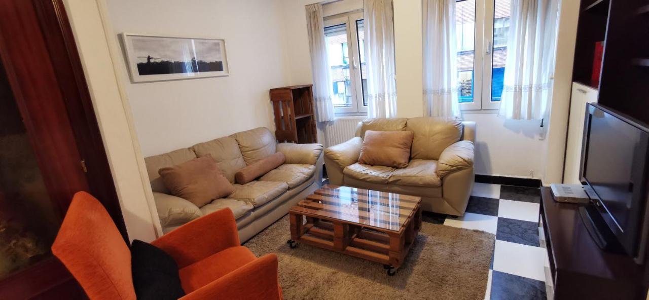 A Cinco Minutos De Todo Apartment Овиедо Екстериор снимка
